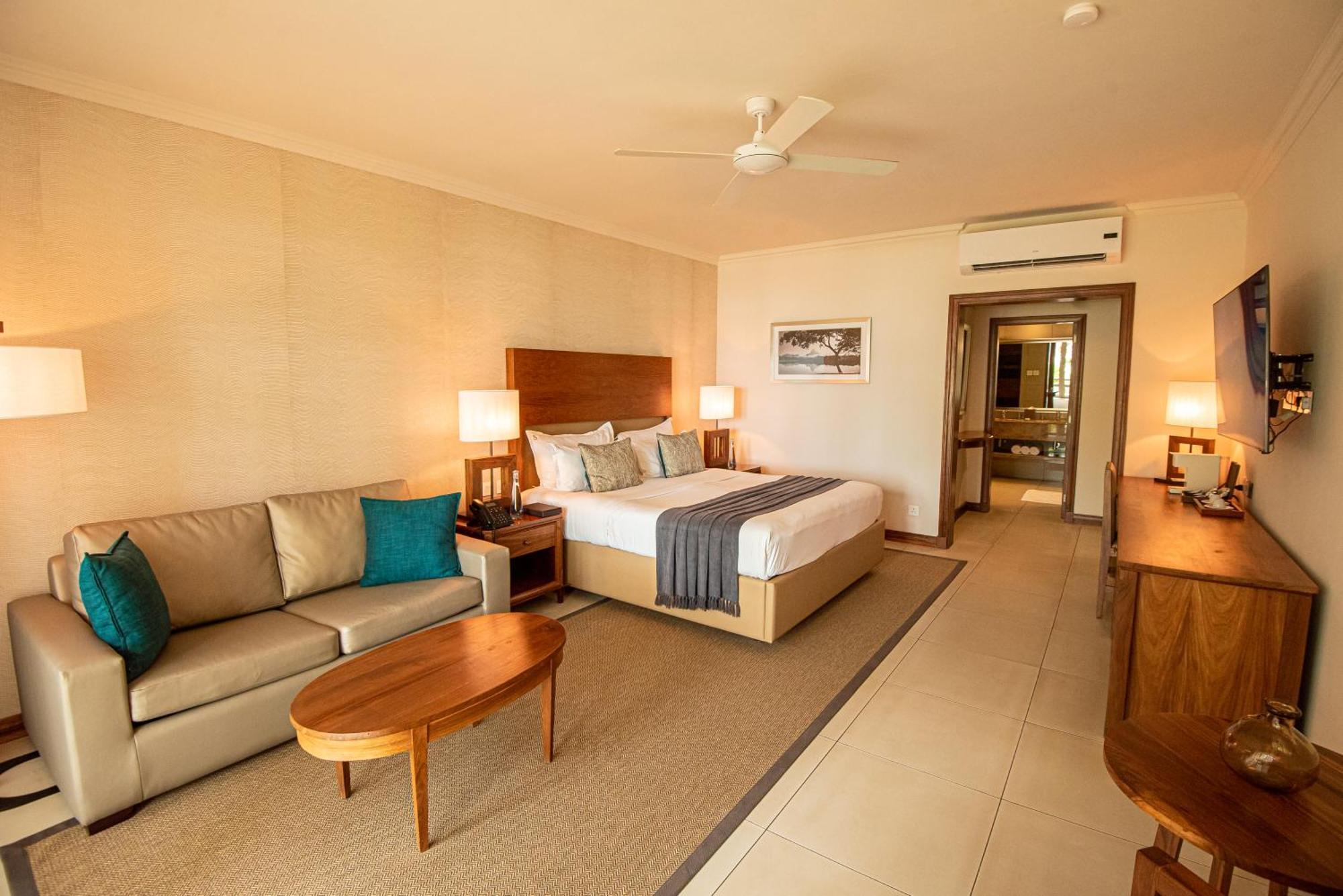 Sands Suites Resort & Spa Flic-en-Flacq Esterno foto